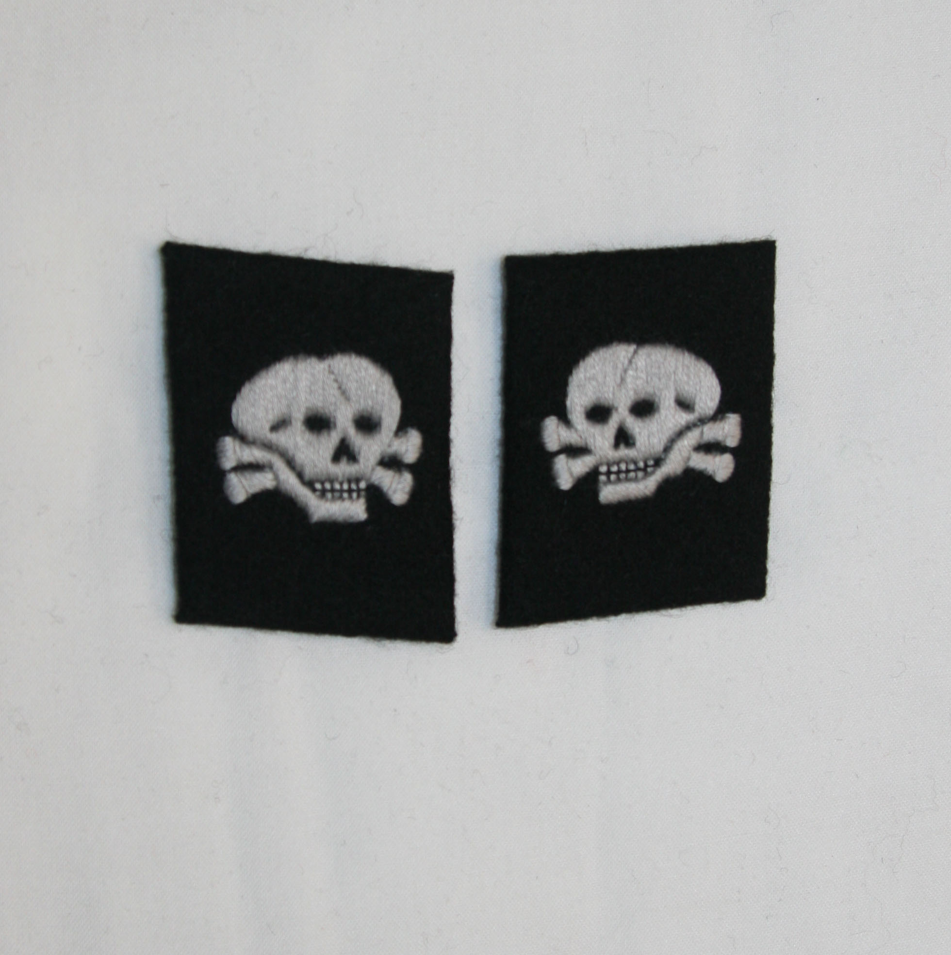 SS Totenkopf Enlisted Collar Tabs